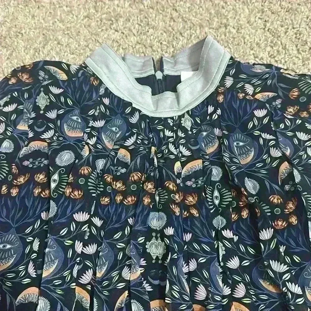 Chloe - Picture 5 of 9